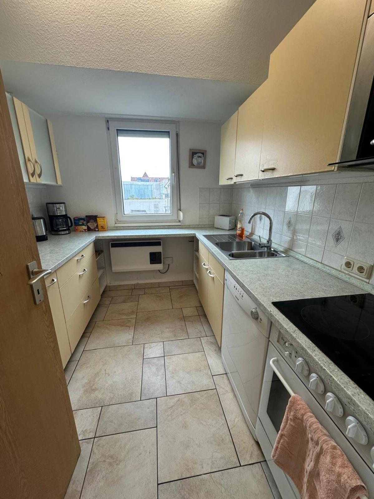 City Center - 4 Room Apartment With Kitchen And 2 Bathrooms Neurenberg Buitenkant foto